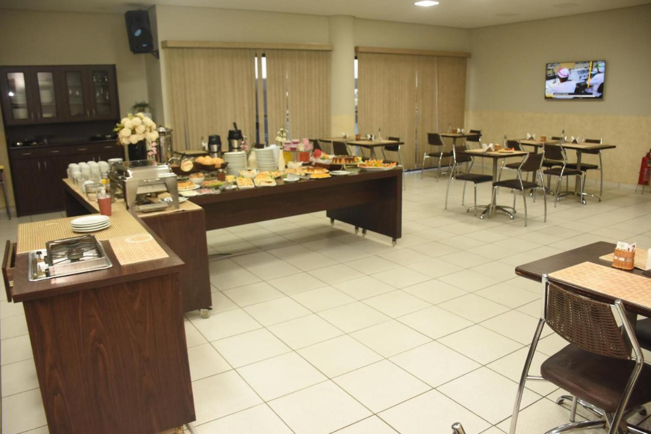 Larison Hoteis - Ji-Paraná エクステリア 写真